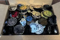 Lot of 500x Official Pokemon Coins - Jumbo & Small Coins - Image 2