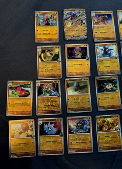 Lot Of 21 2025 Pokemon Trading Cards Game Nintendo Creatures Never Played With - Image 3