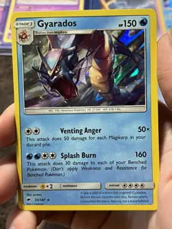 Pokemon TCG Burning Shadows Gyarados 33/147 Holo LP - Image 1
