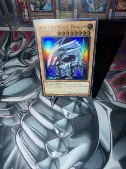 Konami Yu-Gi-Oh! Blue-Eyes White Dragon RA05-EN085 1st Ed Ultra Rare Foil - Image 5