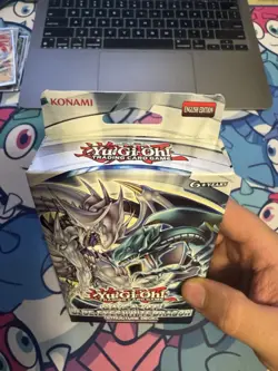 Yugioh Saga of Blue-Eyes White Dragon Structure Deck Brand New Factory Sealed - Image 3