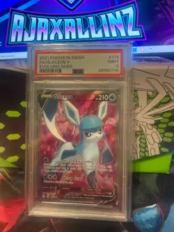2021 POKEMON SWORD & SHIELD EVOLVING SKIES #174 FULL ART/GLACEON V PSA 9 - Image 1