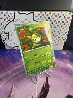 Petilil 006/086 Masterball Holo Sv: Black Bolt Pokemon Card - Image 2