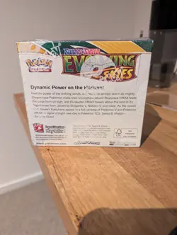 *MINT UNOPENED* Pokemon Evolving Skies Booster Box with acrylic case 820650818776 - Image 4