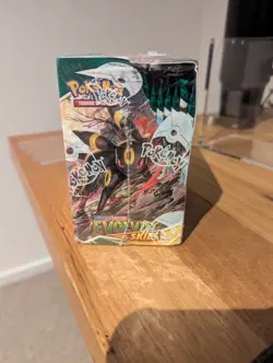 *MINT UNOPENED* Pokemon Evolving Skies Booster Box with acrylic case 820650818776 - Image 5