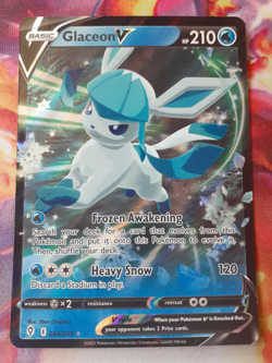 Glaceon V 040/203 - Evolving Skies - Full Art Holo Pokemon Card - Near Mint (NM) - Image 1