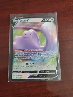 Pokemon TCG Ditto V Shining Fates 050/072 Holo Ultra Rare - Image 1
