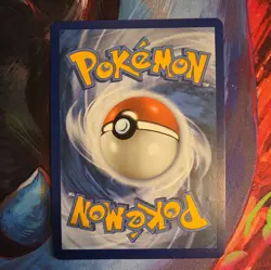 Reshiram 113/114 Celebrations: Classic Collection Holo Pokemon TCG Classic NM - Image 2