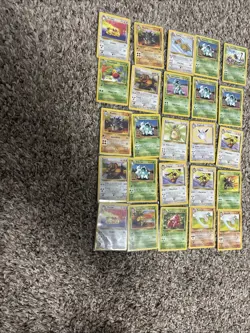 English 25 Card Lot of Jungle Sleeved 1999-2000 Pokemon MP-NM No Trainers9 - Image 2