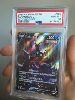 2021 POKEMON SWORD & SHIELD EVOLVING SKIES #189 FULL ART/UMBREON V PSA 10 - Image 1