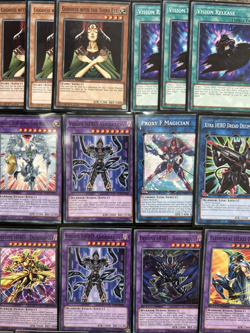 YuGiOh 70 Card Sleeved Elemental HERO & Vision HERO Deck w/Extra & Side - Image 2