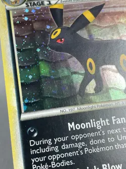 Umbreon 10/90 Holo Rare HGSS Undaunted Pokemon Card 2010 - Swirl - LP - Image 4