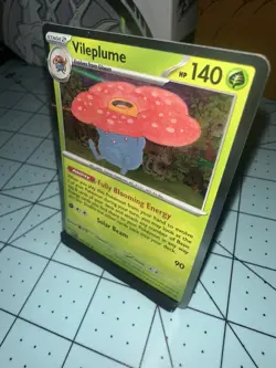 Vileplume 45/165 HOLO RARE Scarlet & Violet 151 Pokemon Card NM - Image 3