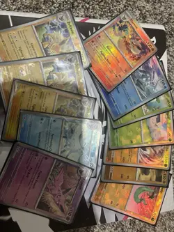 Prismatic evolution Pokeball/Masterball lot 50 cards - Image 3