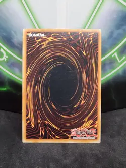Yugioh Dark Magician (Arkana) YGLD-ENB02 Ultra Rare Unlimited NM - Image 2