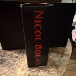 Magic: The Gathering Nicol Bolas Deck Box, 100-Card Standard, Plastic, Black/Red - Image 3