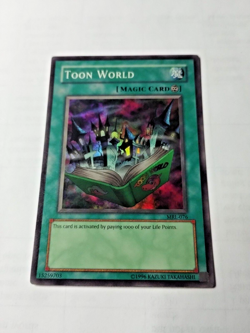 Yu-Gi-Oh! TCG Toon World Magic Ruler MRL-076 Unlimited Super Rare - Uncirculated - Image 2