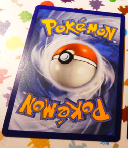 Pokemon 151 Card Reverse Holo Carte Chenipan 010/165 EV3.5 MEW FR Mint - Image 2