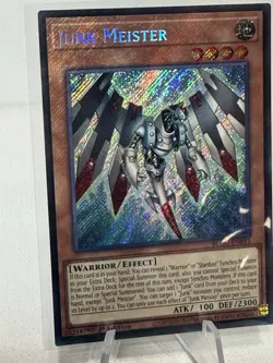 YuGiOh! Junk Meister (Secret Rare) BLGG-EN033 1st Edition NM Glorious Gallery - Image 2