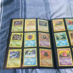 Pokemon Cards TCG Fossil Set Complete 62/62 6 1st Editions, Includes Folder - Image 4