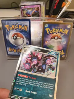 Hydreigon 140/193 Paldea Evolved Cosmos Holo EU Blister Exclusive **Damaged** - Image 2