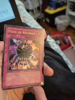 Yugioh Mask of Restrict LON-018 1st Ultra Rare - Image 3