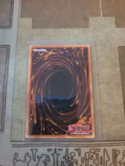 YUGIOH CAIUS THE SHADOW MONARCH SDDE-EN001 SUPER 1ST ED LP/MP - Image 2