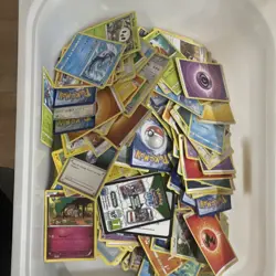 Pokemon TCG Sword & Shield Mixed Bulk Card Lot - English 500+ cards Bring bag - Image 1