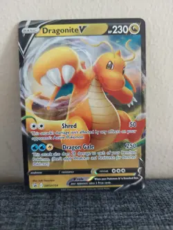 Dragonite V SWSH154 SWSH: Sword & Shield Promo Cards Holo - Image 1