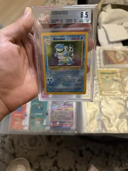 Pokemon TCG Base Set Unlimited Blastoise Holo 2/102 EN 1999 BGS 8.5 - Image 1