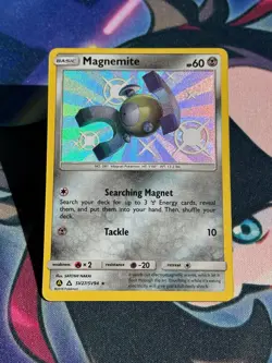 Magnemite SV27/SV94 Shiny Rare Hidden Fates Shiny Vault Pokemon Near Mint - Image 1