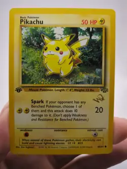 Pikachu [W Stamp] #60 First Edition Pokemon TCG Jungle 1999 - Image 1