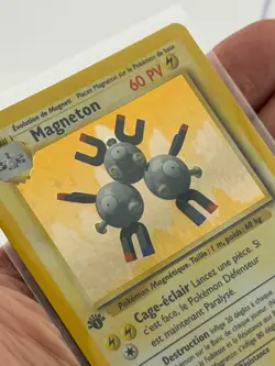 Pokemon MAGNETON 1999 Base Set FRENCH 1st Edition Holo Rare 9/102 - NP MINT!! - Image 4