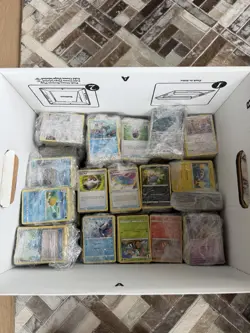 Modern Pokemon TCG Common/Uncommon MINT Lot 10kg (Approx. 5000 Cards) - Image 1