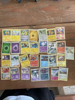 Charmeleon Pikachu Golurk Aegislash Groudon Zapados And More Pokemon 29 Card - Image 1