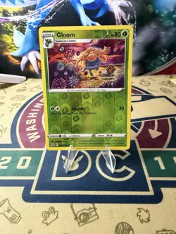 Gloom 002/196 Swsh11: Lost Origin Reverse Holo Pokemon TCG - Image 1