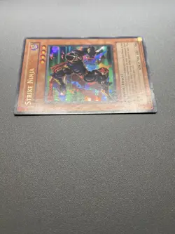 Yu-Gi-Oh! Strike Ninja Ultra Rare 1st Edition IOC-007 HP (DAMAGED) - Image 3