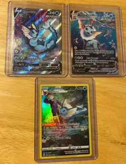 Pokemon TCG 3-Card Lot Vaporeon VMAX English LP - Image 1
