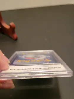 Medicham V Pokemon Card Graded Evolving Skies 083/203 (2021) Has Some Damage - Image 4