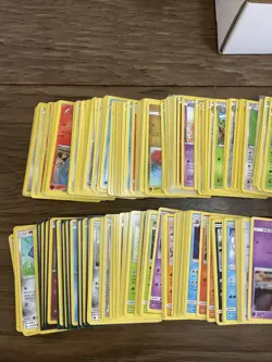 Huge Collection Bulk Lot of 550 Pokemon Cards Vintage 2011-2019 NO ENERGY ! - Image 2