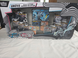 Pokemon TCG Unova Heavy Hitters Premium Collection Box 2025 Black & White - Image 1