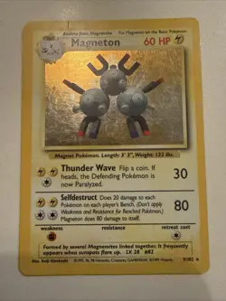 Magneton 9/102 Holo Holo Rare Base Set Unlimited MP Pokemon - Image 1