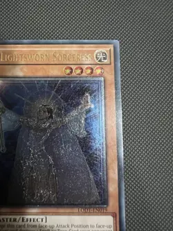 Lyla Lightsworn Sorceress LODT-EN019 Light of Destruction 2020 Card - Image 4