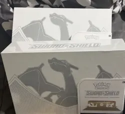 Charizard Ultra-Premium Collection Box Pokemon TCG Sword & Shield English 2022 - Image 1