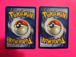 PAIR OF POKEMON CARDS -MOLTRES BASE SET VINTAGE CARDS COOL LOOK!! - Image 3