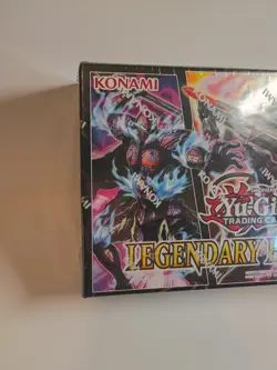 Konami Yu-Gi-Oh! TCG: Legendary Hero Decks 83717840671 - Image 2
