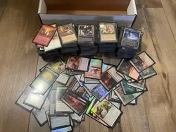 1200 Mtg card Lot. Lots Of Foils [in Front]. Comes With Box. - Image 1