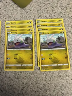 Pokemon TCG Goomy 132/196 & Hisuian Sliggoo 133/196 11 Card Lot Eng - Image 2