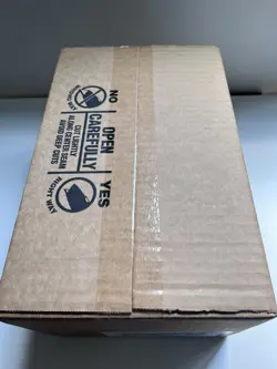 Disney Lorcana WILDS UNKNOWN 4x Illumineer's Trove Case (EN) - sealed - Image 2