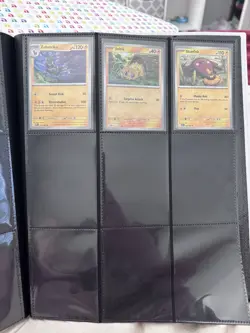 Pokemon White Flare Binder + 50 bulk cards - Image 5